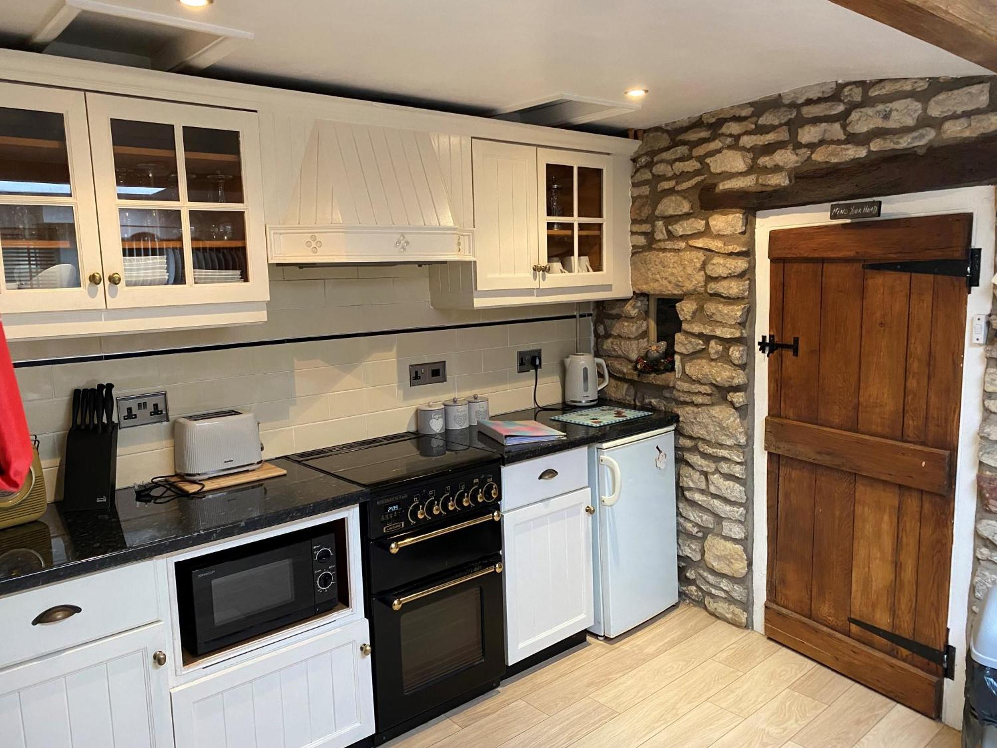 Lavender Cottage, Grade 2 Listed Period Stone Built Cottage In Pickering, North Yorkshire Eksteriør billede