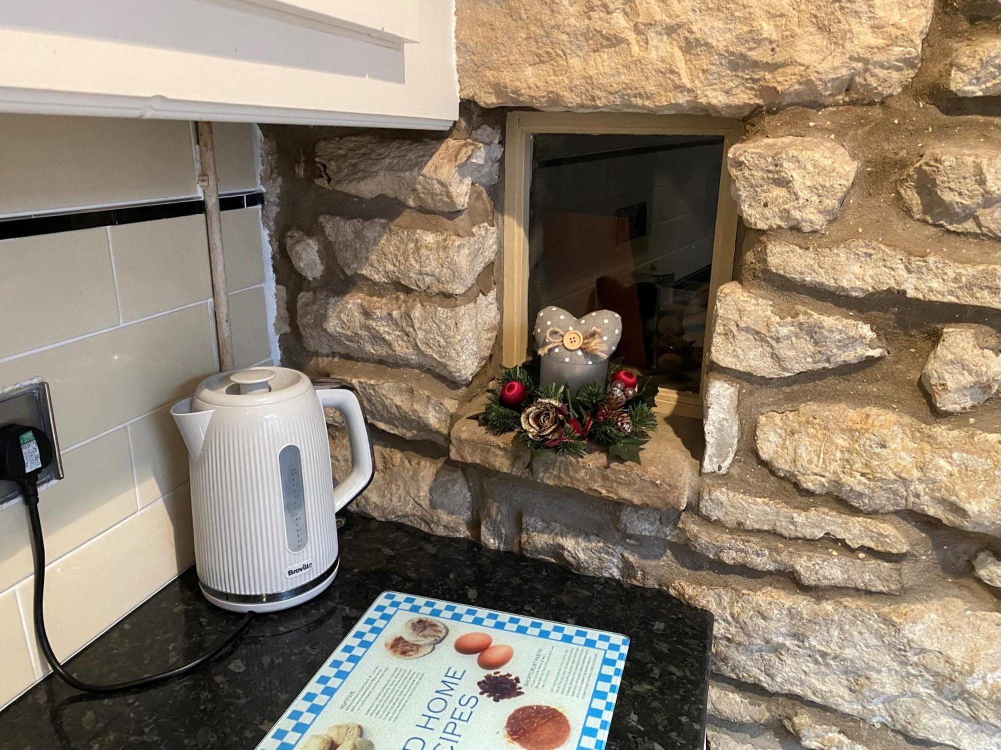 Lavender Cottage, Grade 2 Listed Period Stone Built Cottage In Pickering, North Yorkshire Eksteriør billede